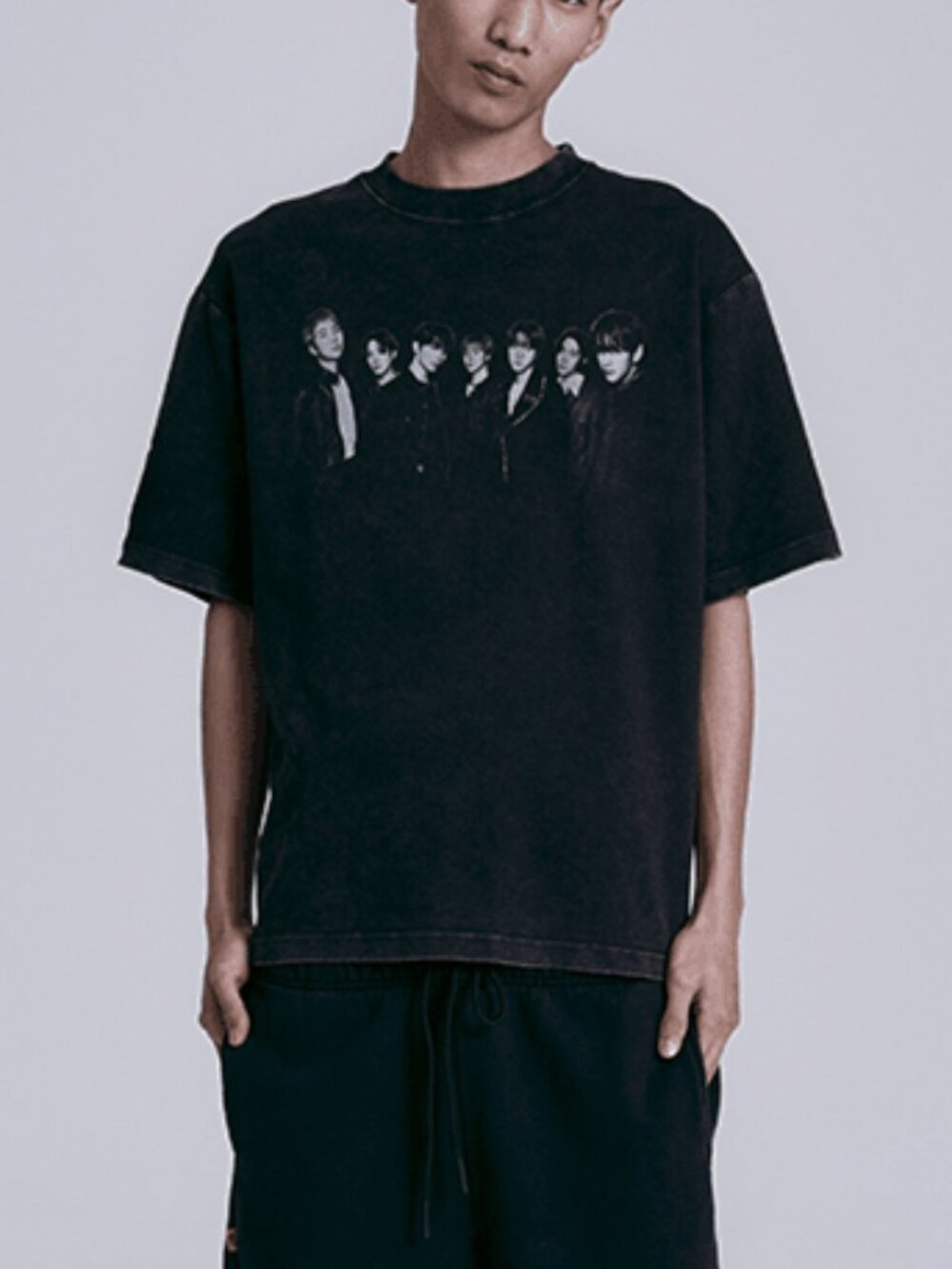 [NWT] BTS Arirang World Tour Black Photo T-Shirt Official Merch Sz M, L, XL